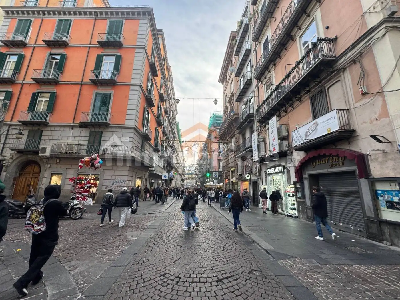Appartamento in vendita a Napoli