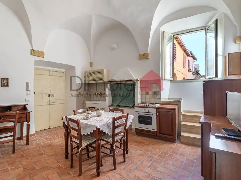 Bilocale via Di Porta Tarquinia 1, Centro Storico, Tarquinia - foto 3