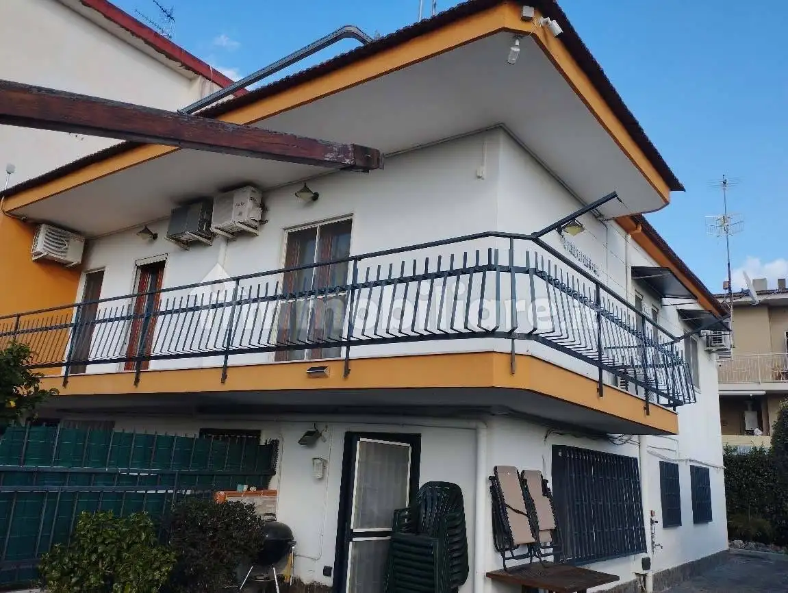 Villa in asta a Pomigliano d'Arco