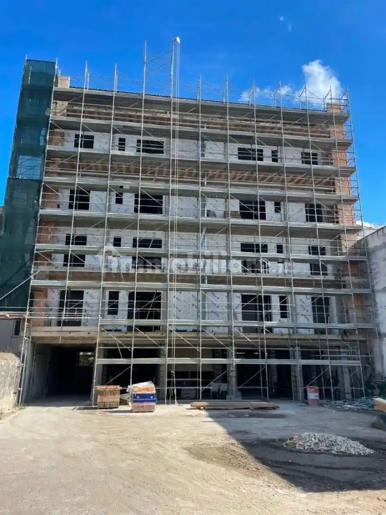 Bilocale via Armando Diaz 47, Centro, Casoria - foto 2