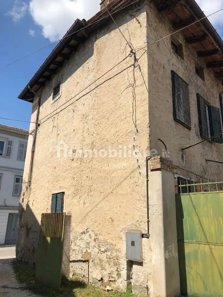 Terratetto unifamiliare via Gorizia 10, Centro, Cormons - foto 2