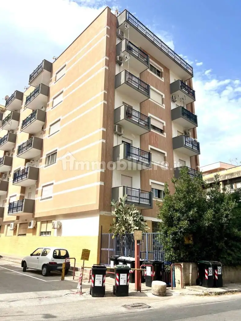 Appartamento in vendita a Palermo