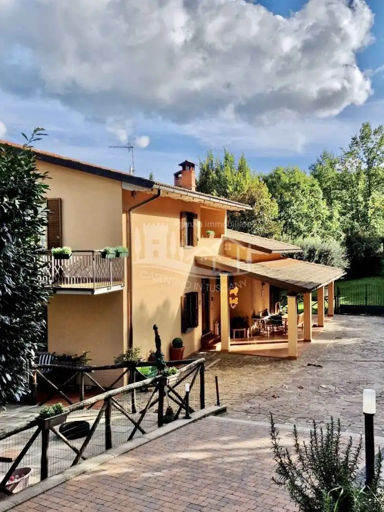 Villa unifamiliare Località Barbiano, Castel San Niccolò - foto 2