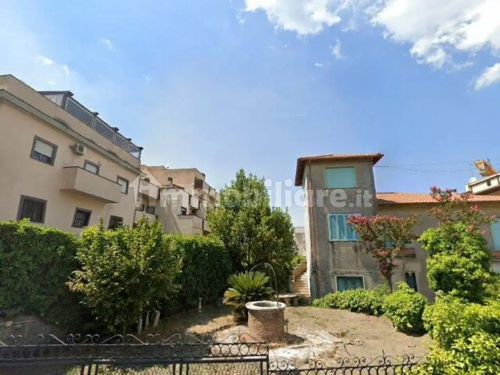 Appartamento in asta a Grottaferrata