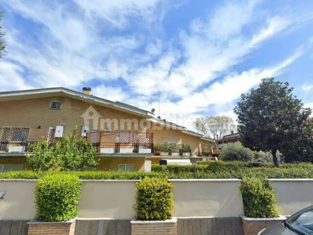 Villa in asta a Roma