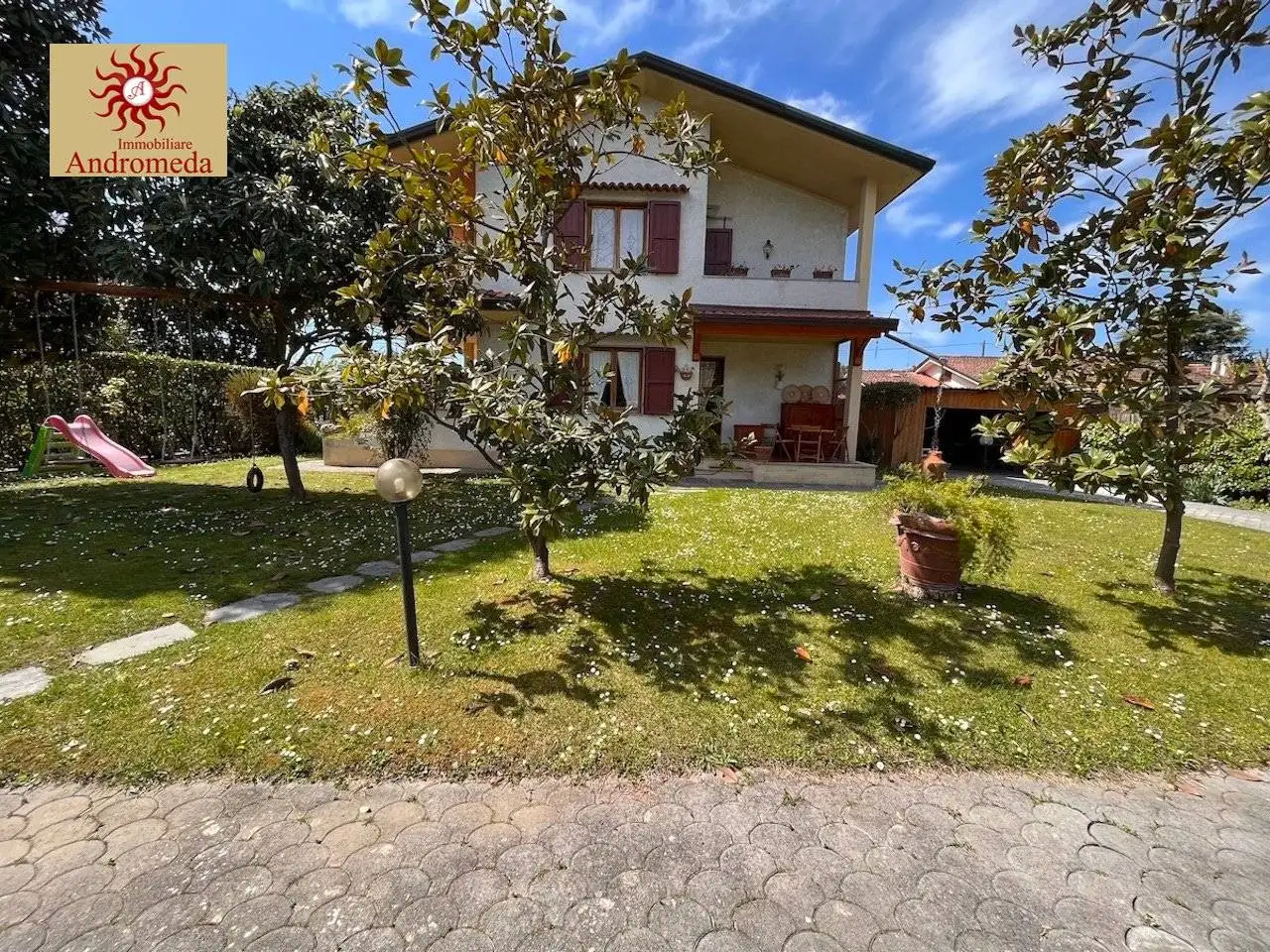 Villa in vendita a Forte dei Marmi