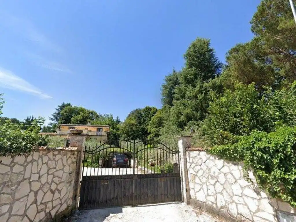 Villa in asta a Rocca Priora