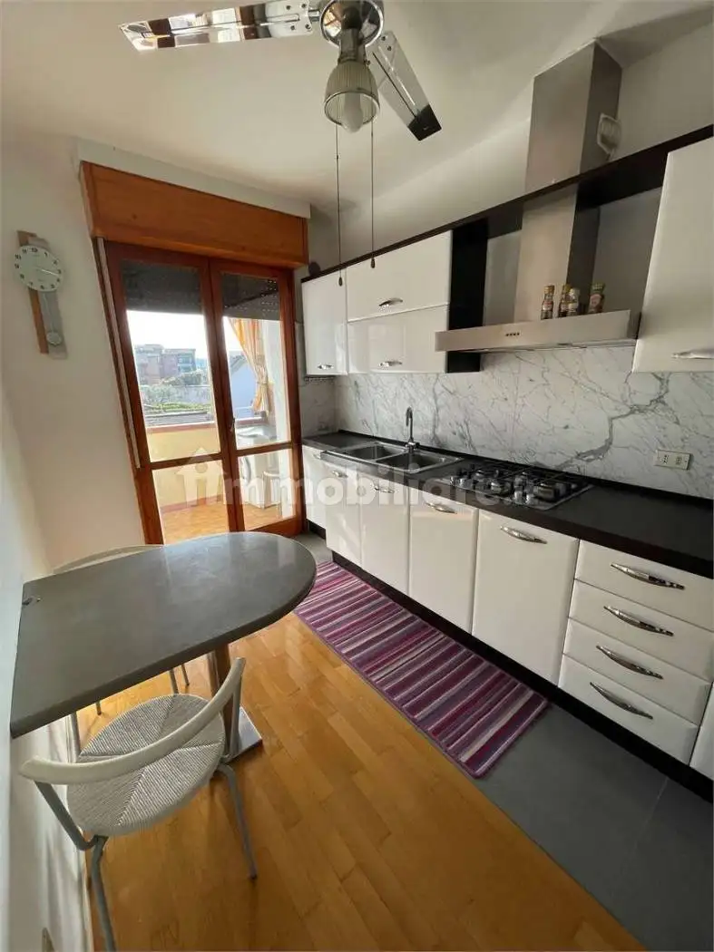 Appartamento in affitto a Sarzana