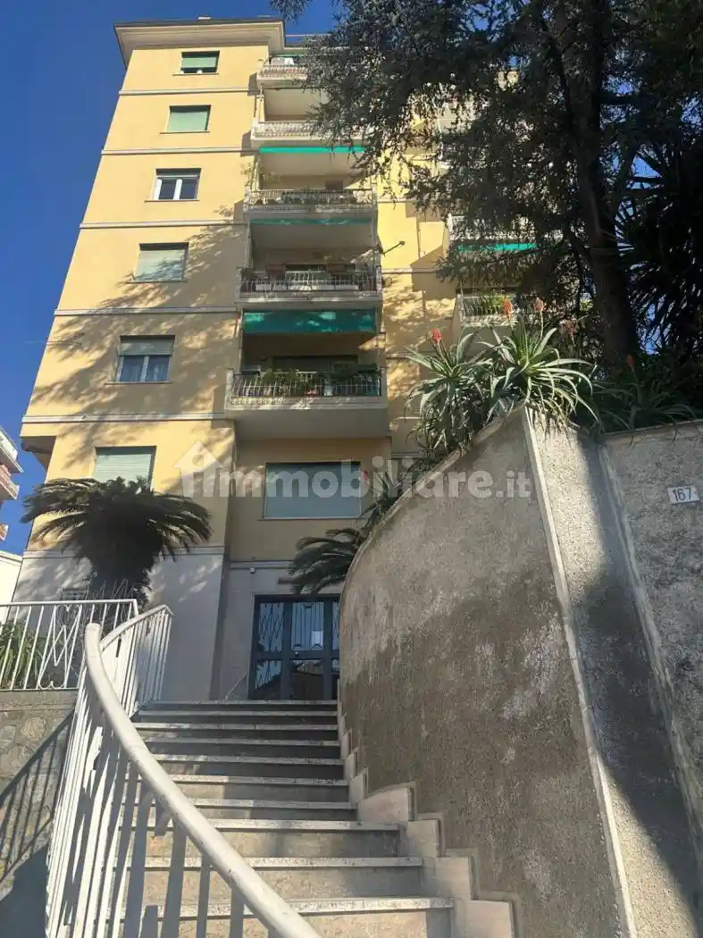 Appartamento in affitto a Genova