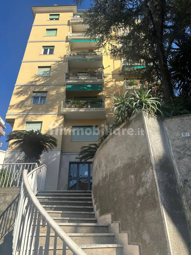 Appartamento in affitto a Genova