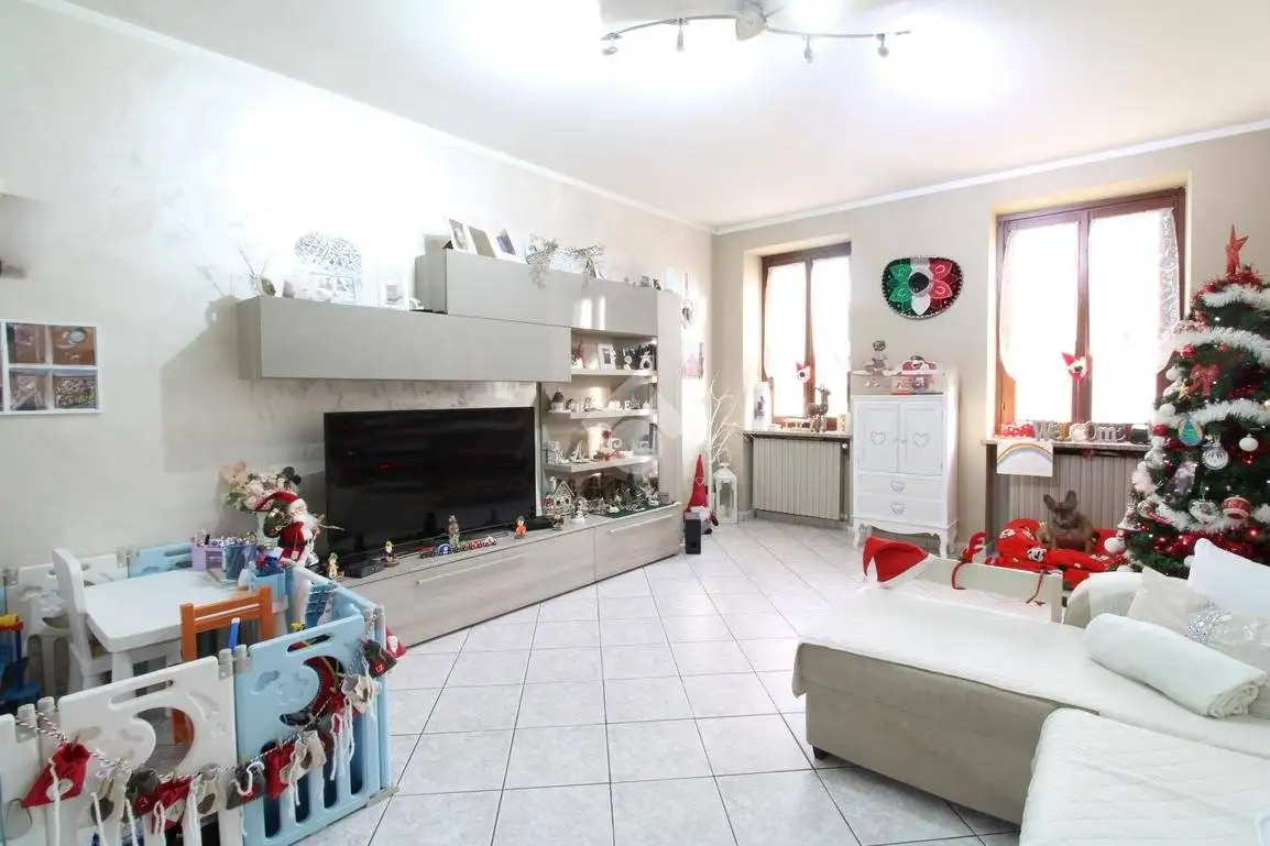 Appartamento in vendita a Santena