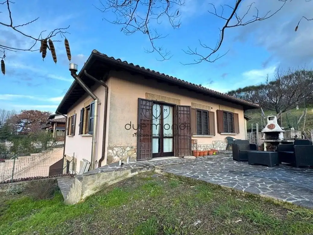 Villa unifamiliare frazione Baiano, Baiano, San Martino in Trignano, Spoleto - foto 2