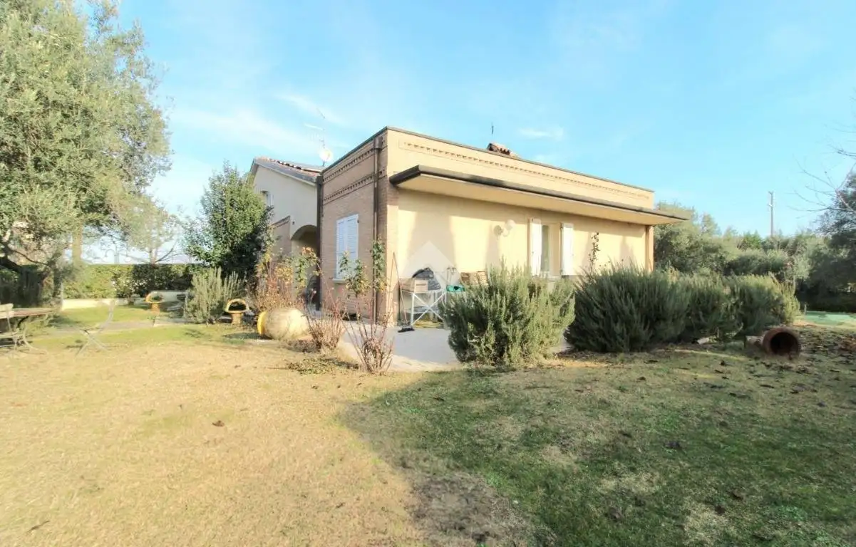 Villa in vendita a Cesena