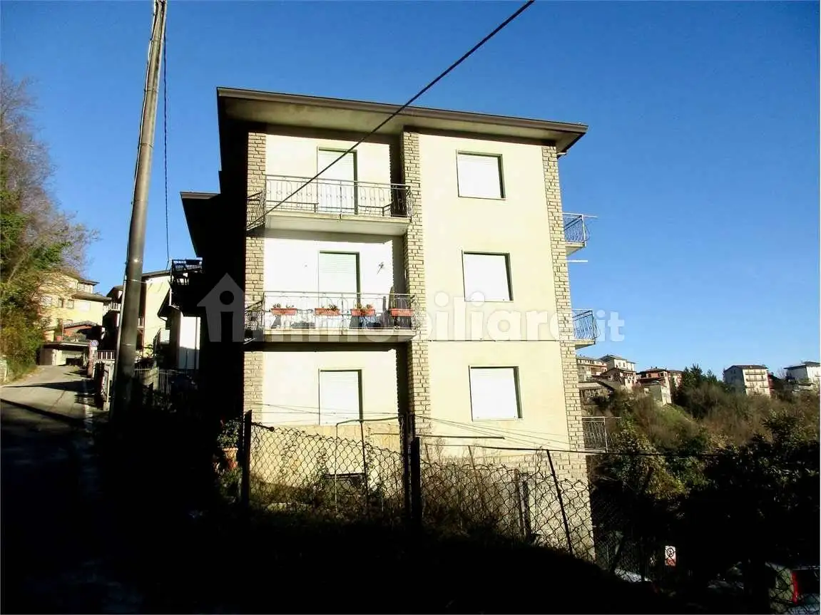 Appartamento in vendita a Rota d'Imagna