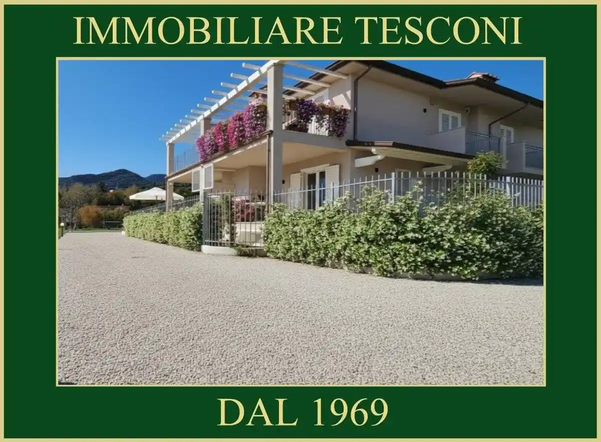 Villa in vendita a Camaiore