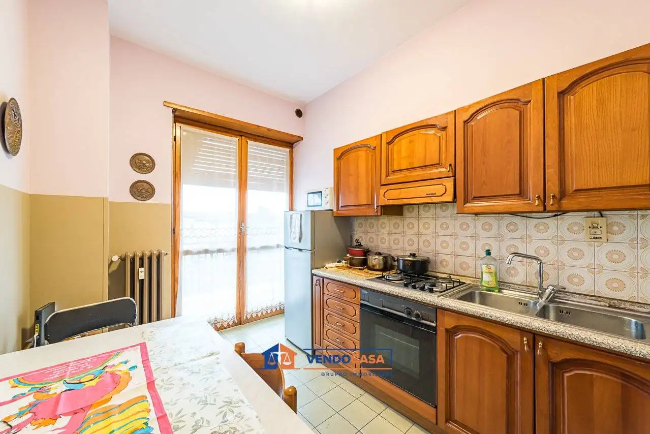 Trilocale via Silvio Pellico 17, Centro, Bra - foto 2