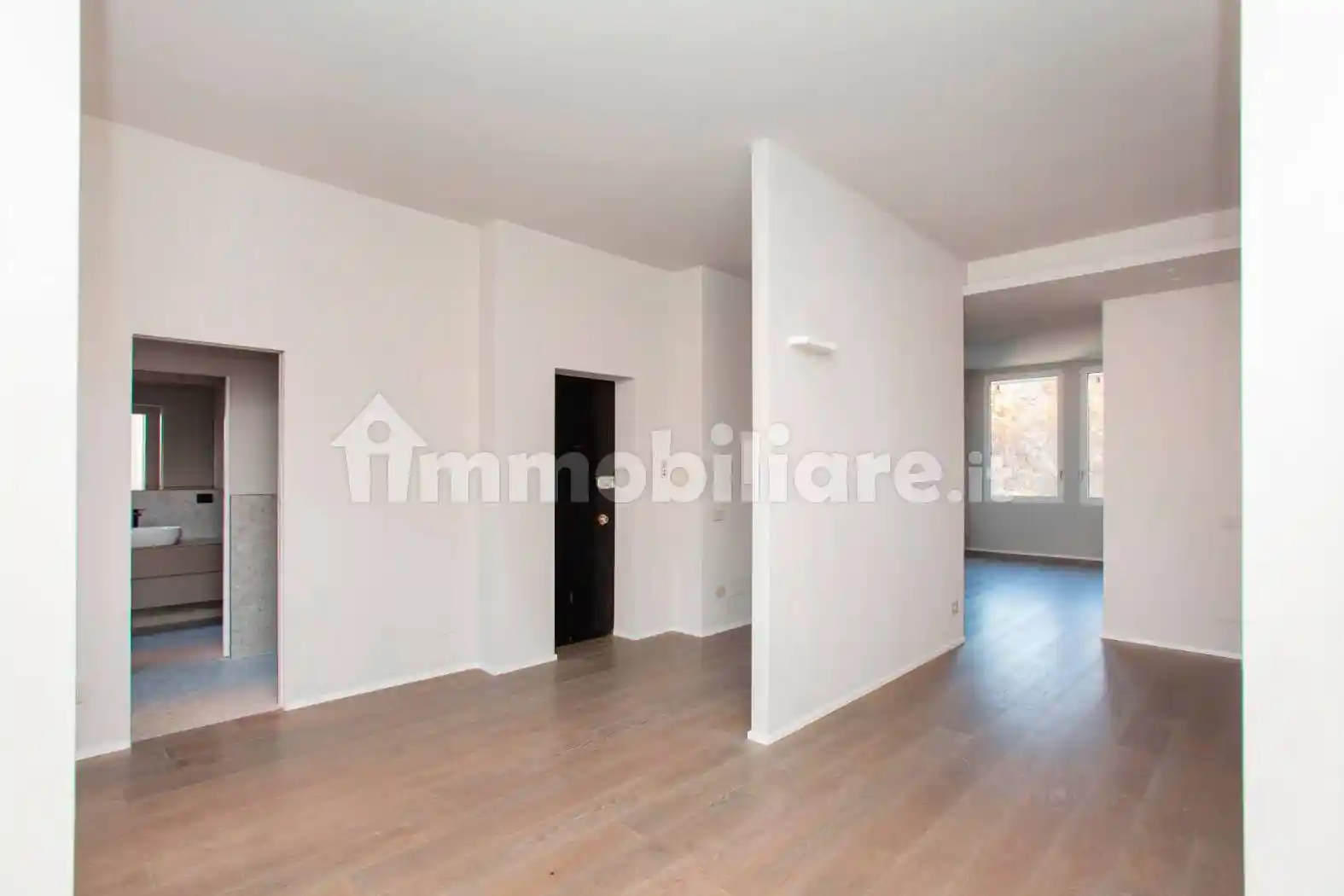 Trilocale piazza della Repubblica 11/A, Repubblica, Milano - foto 4