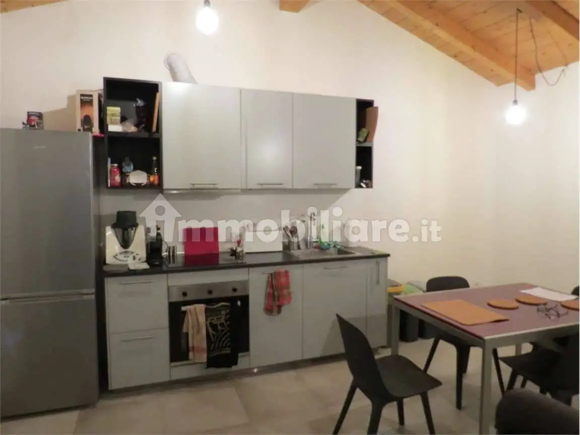 Appartamento in affitto a Como