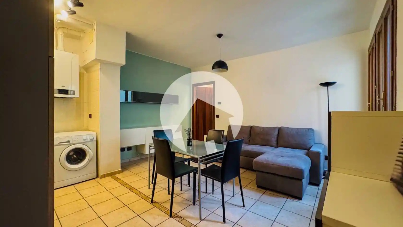 Bilocale Emilia San Pietro 60, Centro Storico, Reggio Emilia - foto 2