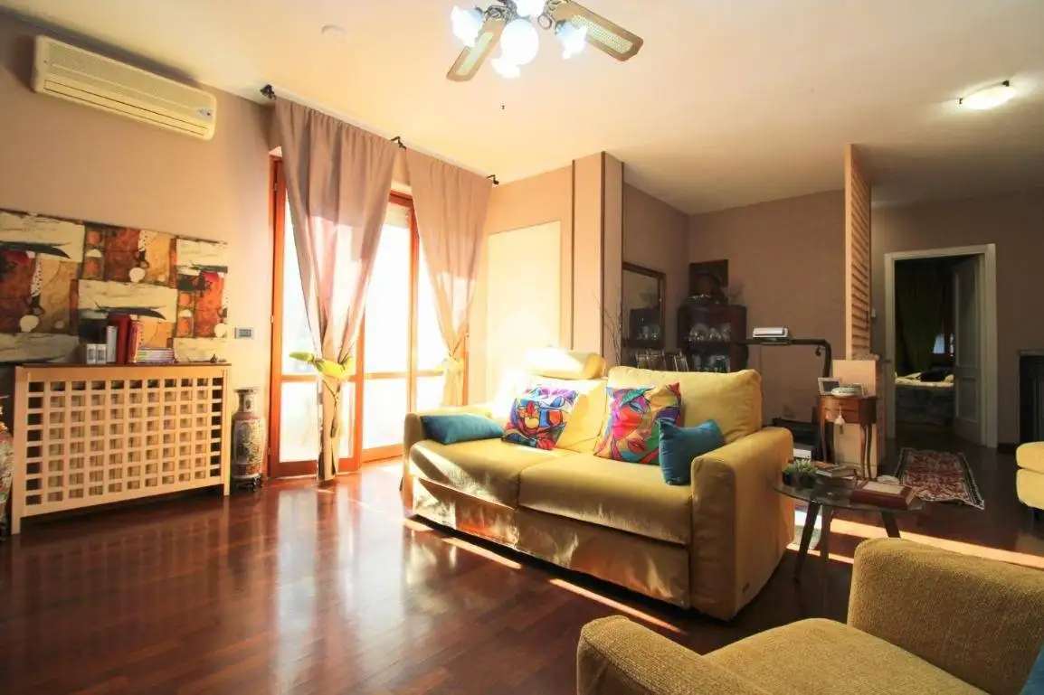 Quadrilocale Strada del Palazzo 73, Colle del Telegrafo - Colle Scorrano, Pescara - foto 2