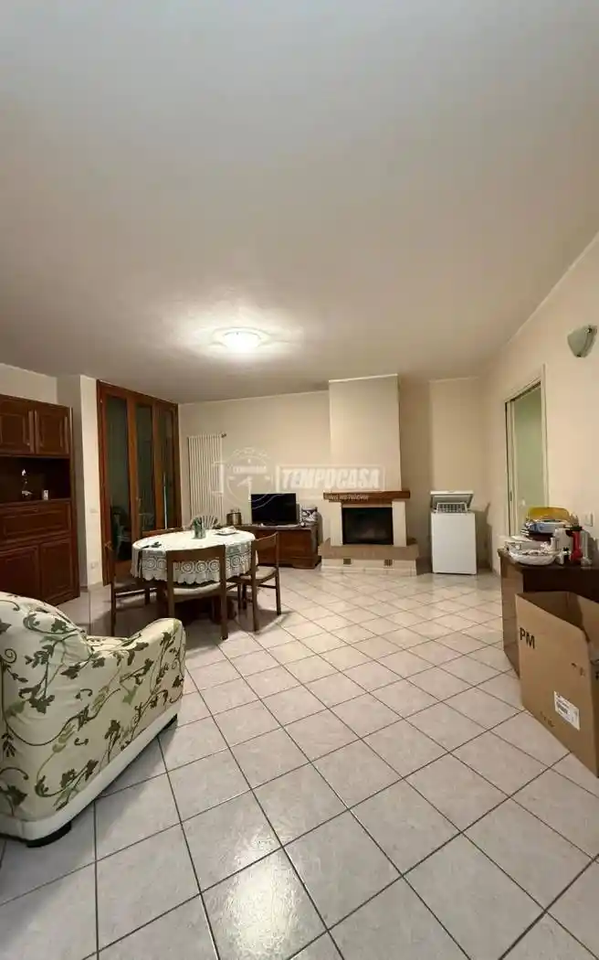 Trilocale buono stato, primo piano, Sesso, Reggio Emilia - foto 2