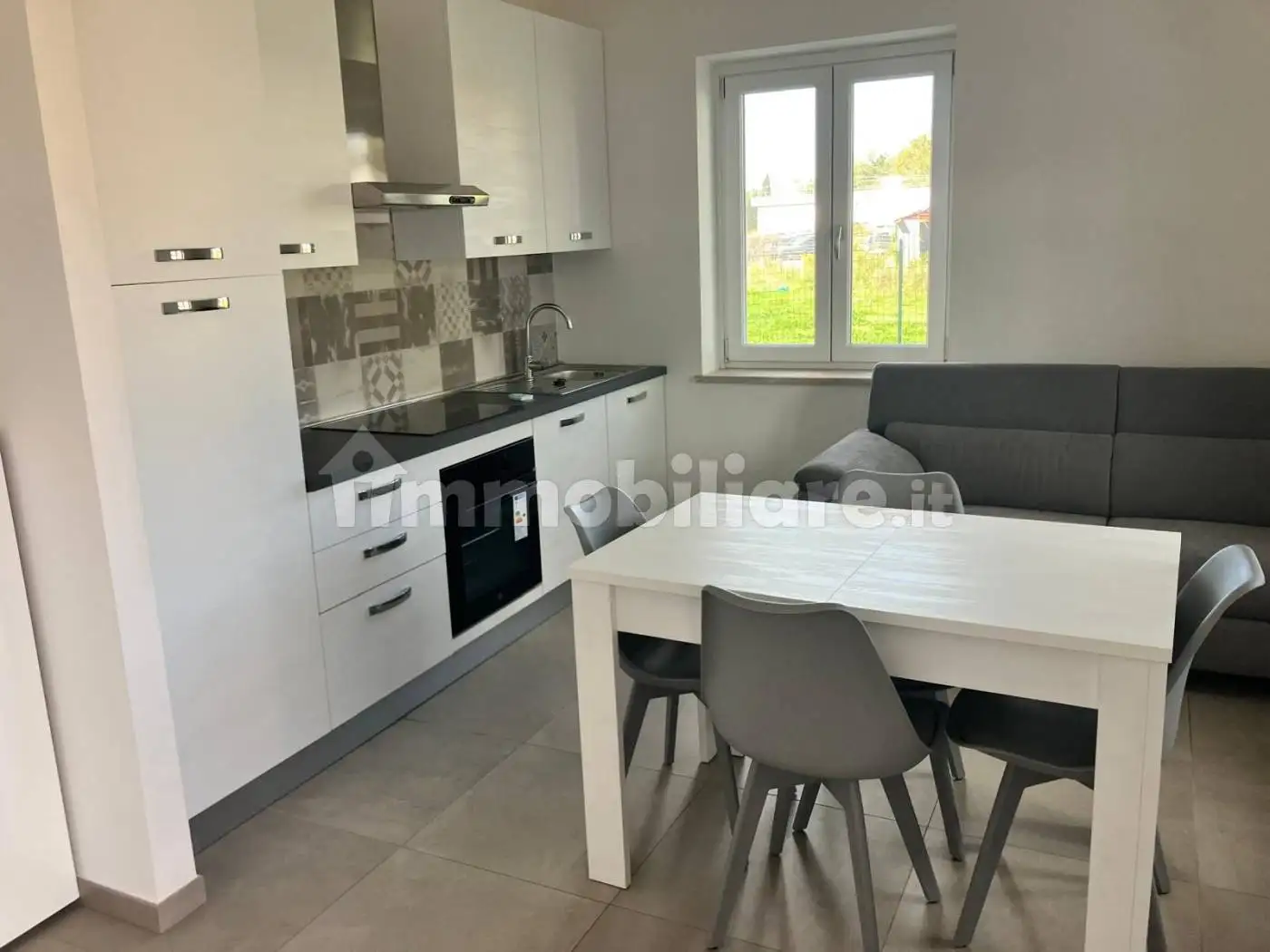 Bilocale via Isonzo 170, Isonzo, Latina - foto 4