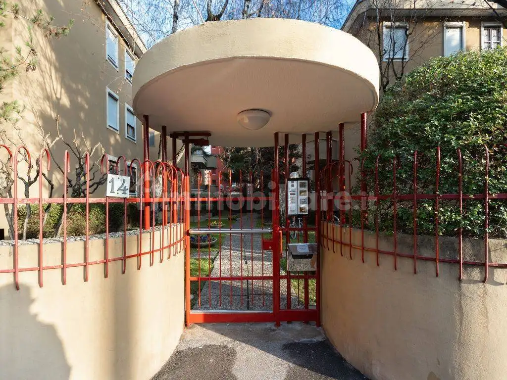 Quadrilocale via Cesare Aguilhon 14, Regina Pacis - Borsa, Monza - foto 2