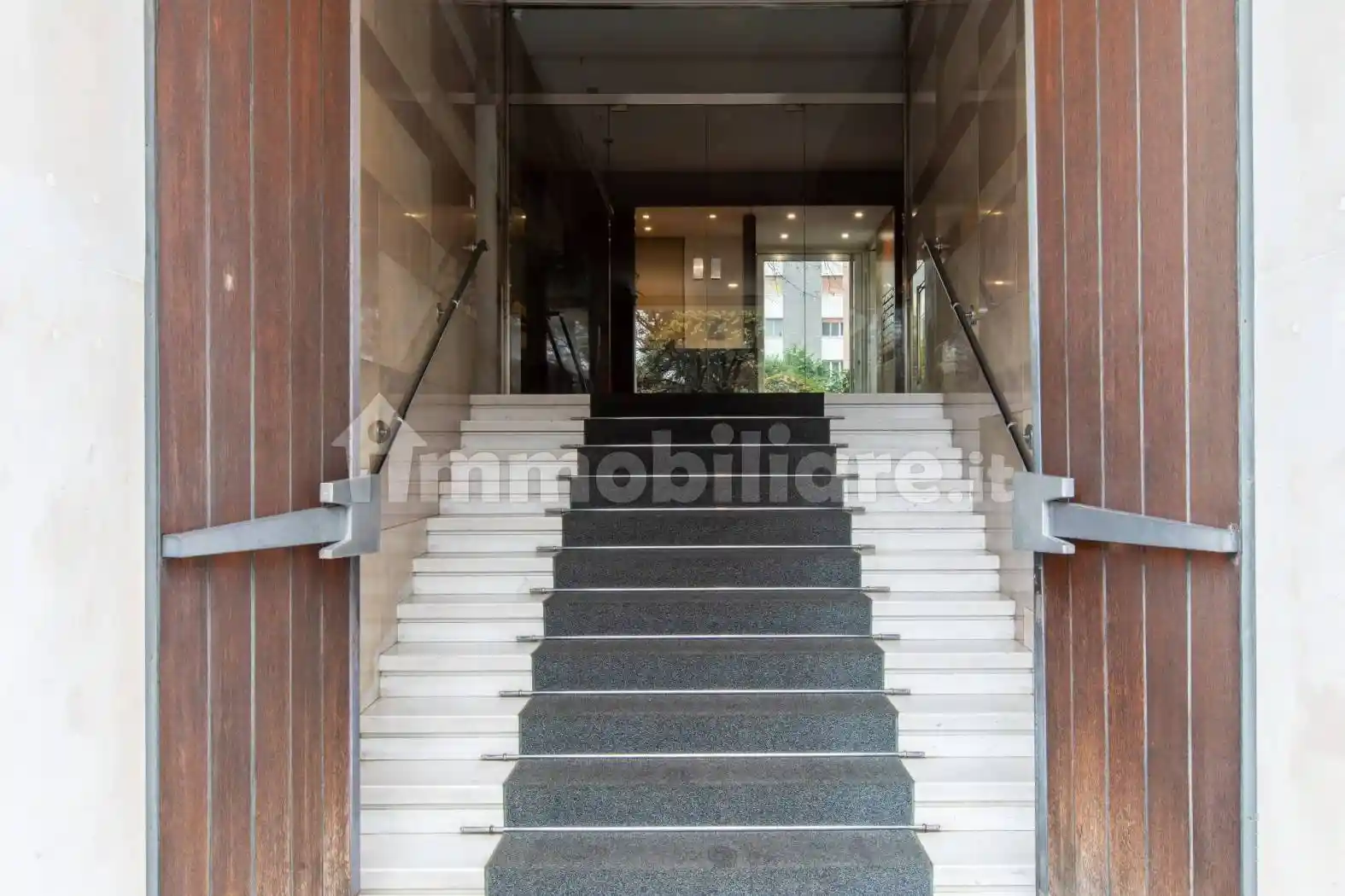 Trilocale via Rita Tonoli 5, Sempione, Milano - foto 2