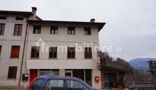 Casa indipendente all'asta via Gisbenti, Valli del Pasubio - foto 2