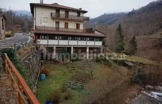 Casa indipendente all'asta via Gisbenti, Valli del Pasubio - foto 3