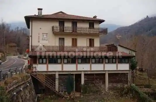 Casa indipendente all'asta via Gisbenti, Valli del Pasubio - foto 5