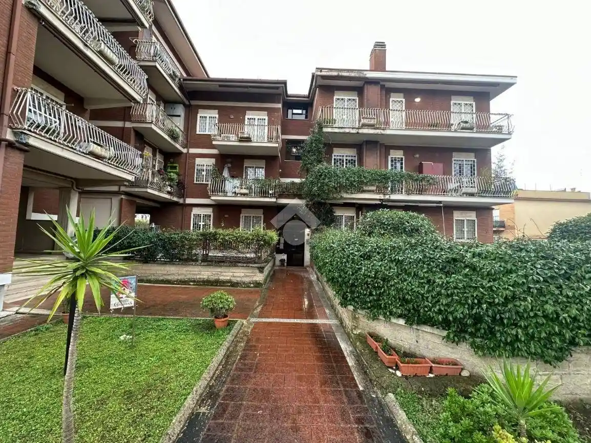 Quadrilocale via Valerio Corvino 94, Anagnina, Roma - foto 3