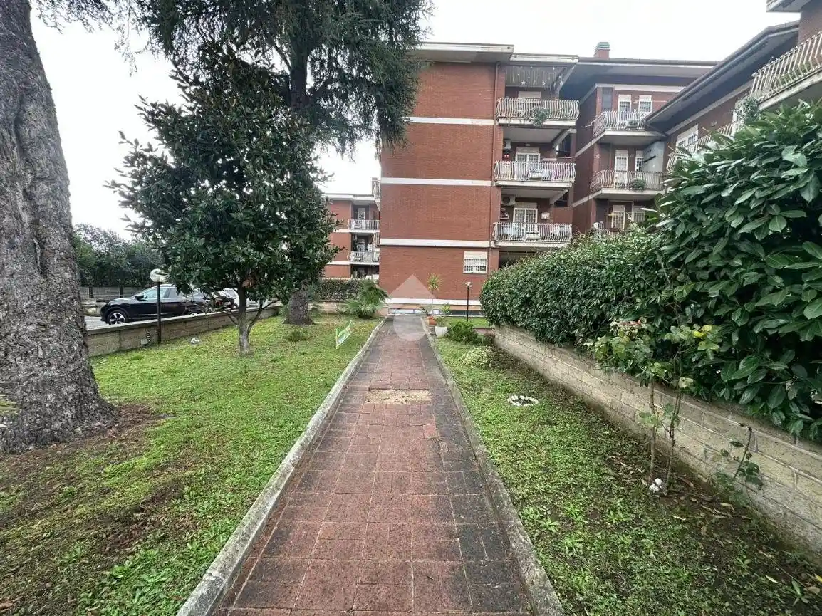 Quadrilocale via Valerio Corvino 94, Anagnina, Roma - foto 4