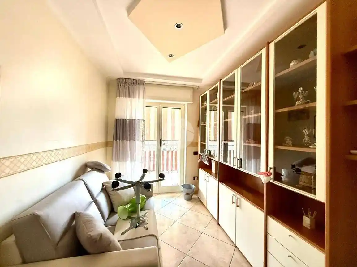 Trilocale via arcangelo ghisleri 28, Scampia, Napoli - foto 4