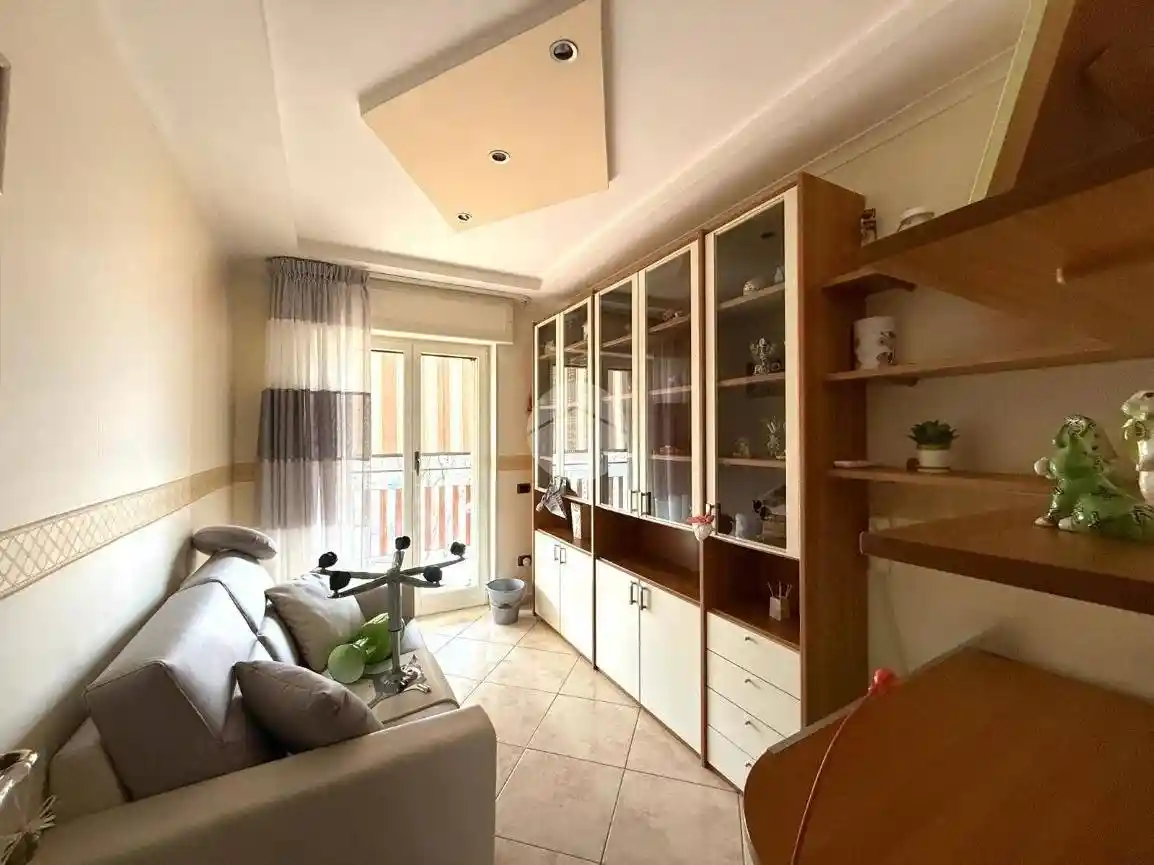 Trilocale via arcangelo ghisleri 28, Scampia, Napoli - foto 5