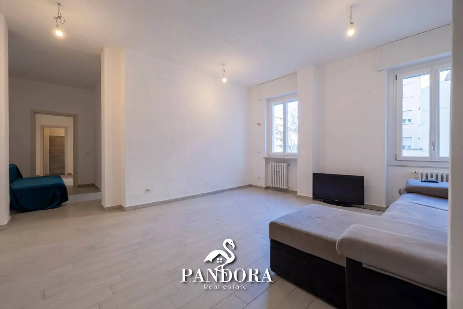 Quadrilocale via Arnaldo da Brescia 2, Centro, Gallarate - foto 2