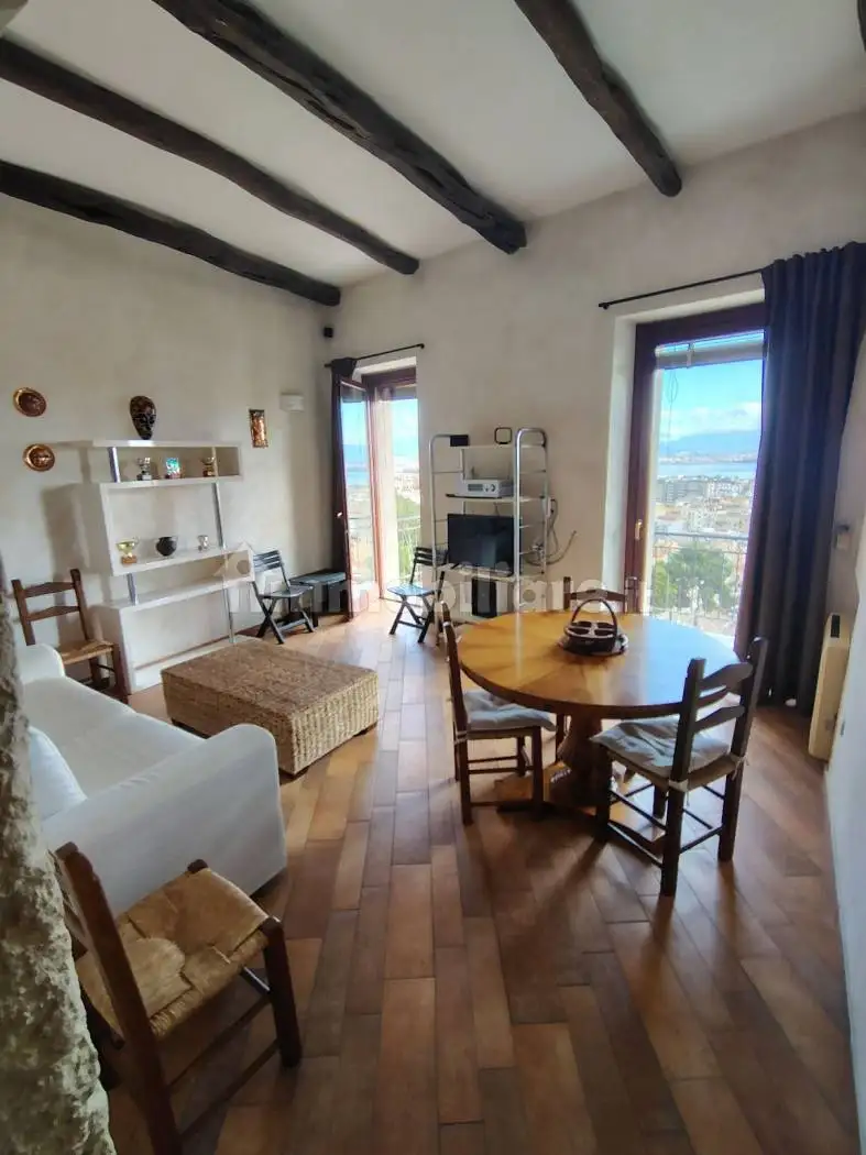 Bilocale via Pietro Martini 27, Castello, Cagliari - foto 2