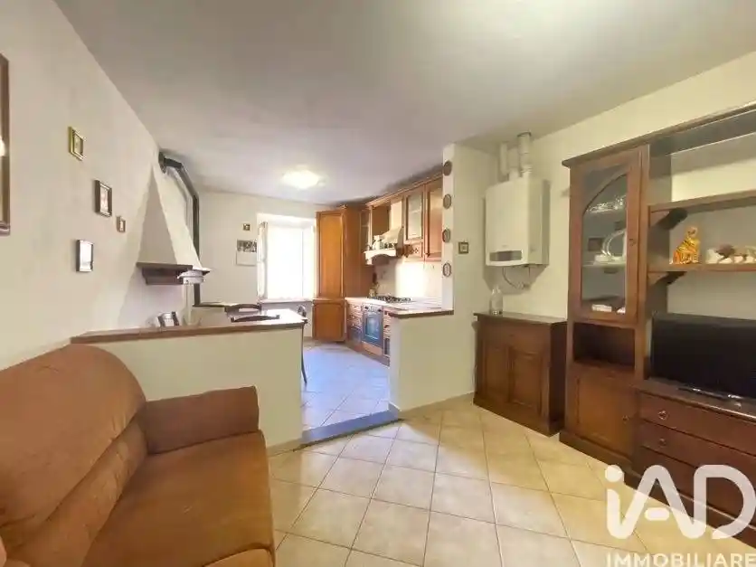 Bilocale via portici 47, Centro, Varese Ligure - foto 3