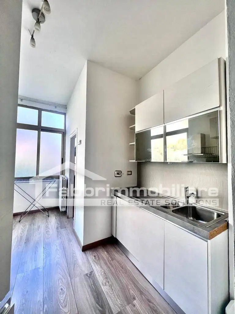 Quadrilocale buono stato, primo piano, Centro, Follonica - foto 5