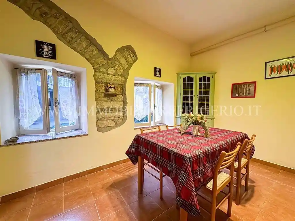 Quadrilocale via Promessi Sposi 2, Centro, Carenno - foto 4