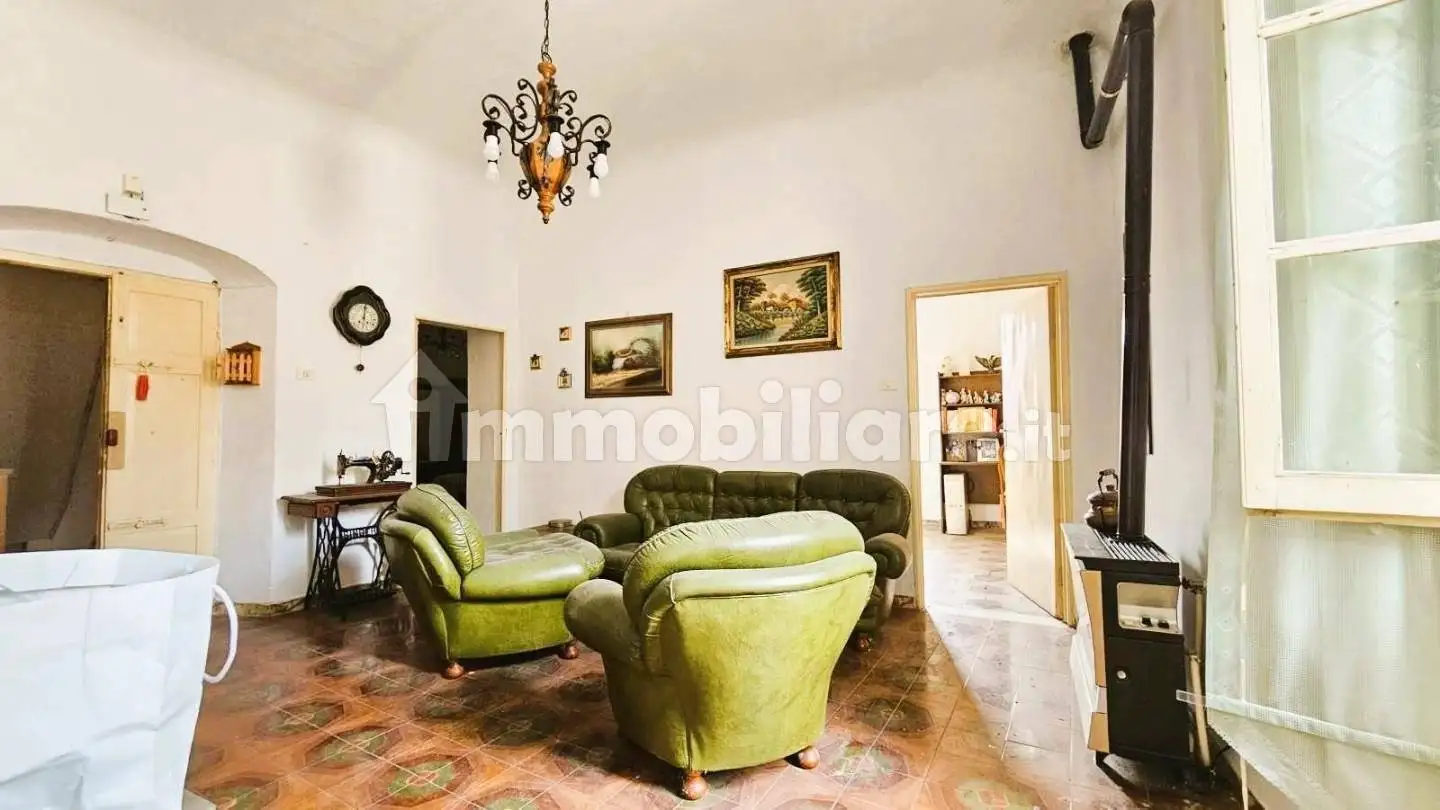 Appartamento in vendita a Massa