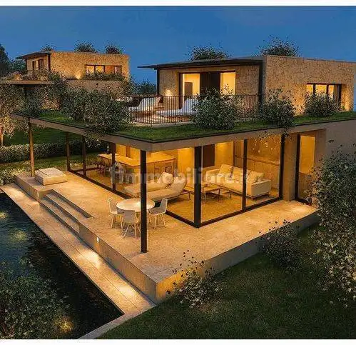 Villa in vendita a Lazise