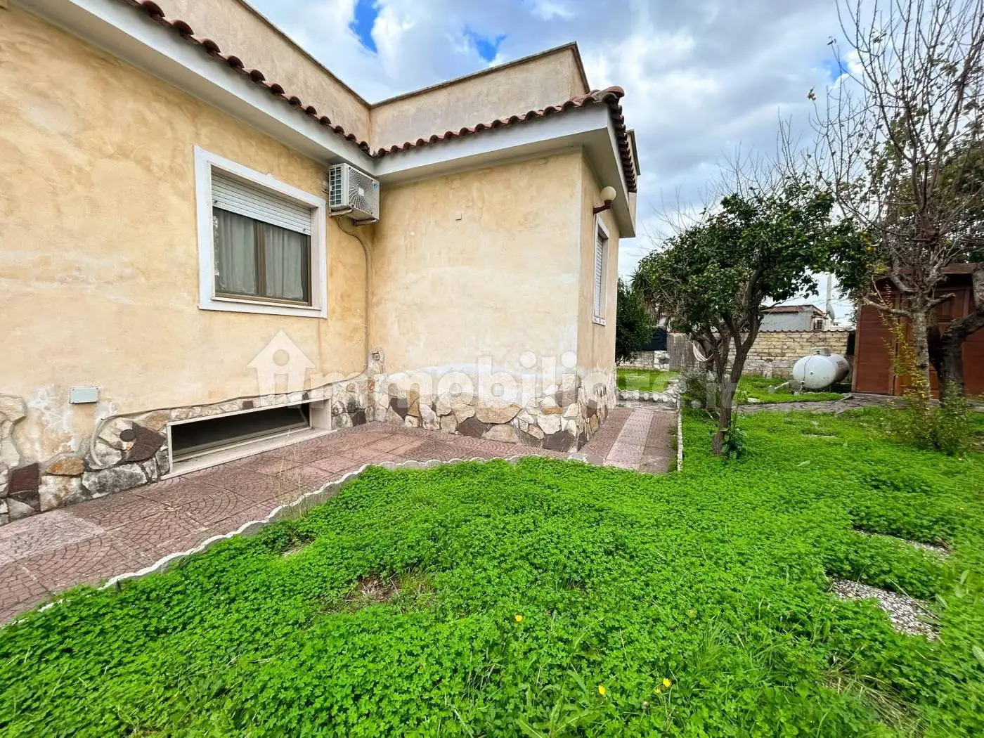 Villa in vendita a Pomezia