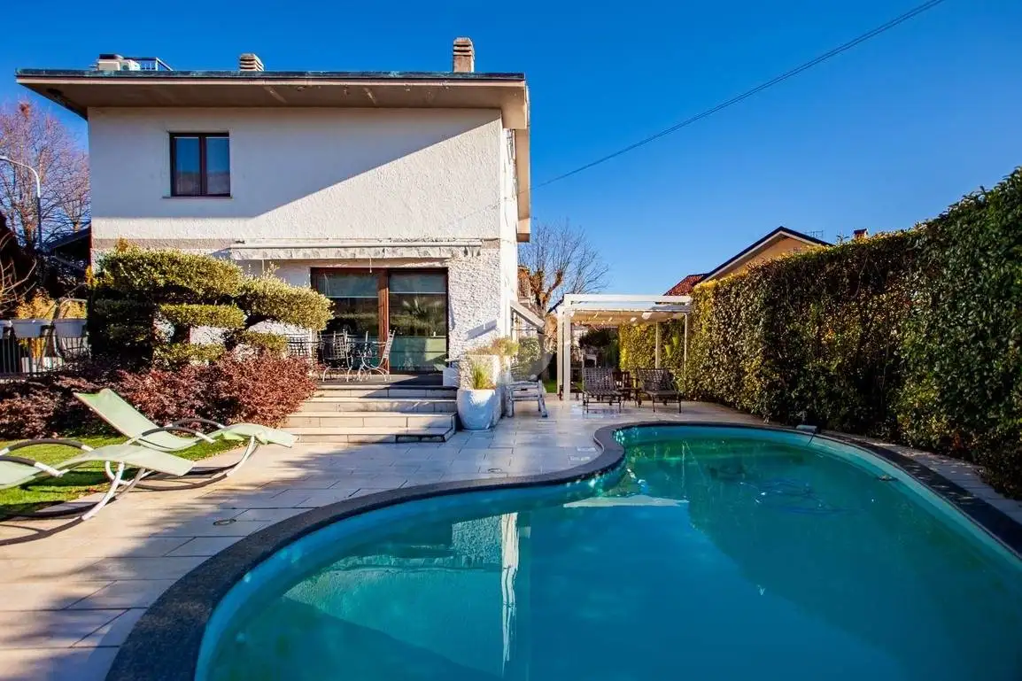 Villa in vendita a Caselette