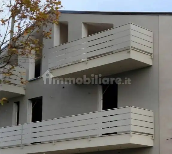 Appartamento in vendita a Cecina