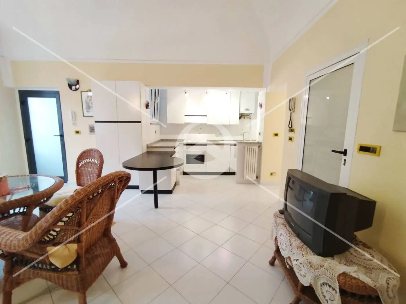 Trilocale via Giuseppe Garibaldi 5, Centro, Loano - foto 5