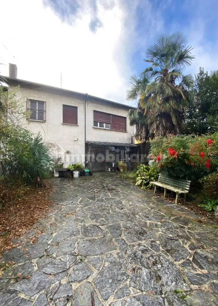 Villa unifamiliare via Roma, Centro, Casale Litta - foto 2