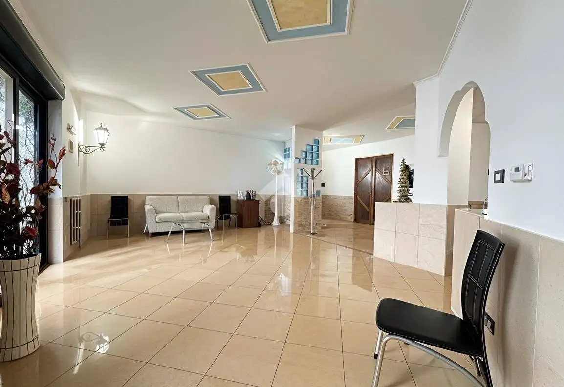 Quadrilocale viale Manfredi 56, Stazione, Foggia - foto 3