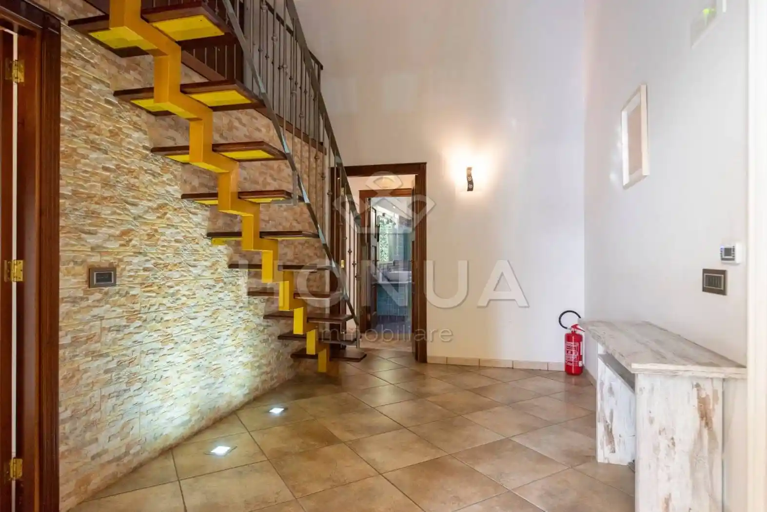 Quadrilocale corso Arnaldo Lucci 116, Zona Industriale - Marina, Napoli - foto 5