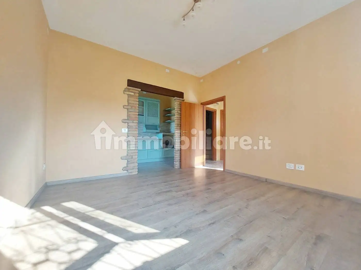 Villa unifamiliare via Lino Bigliardi, Centro, Boretto - foto 2